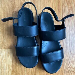 NWOT Nisolo Go To Flatform Sandal